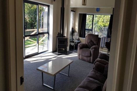 Photo of property in 8 Farnham Place, Bell Block, New Plymouth, 4312