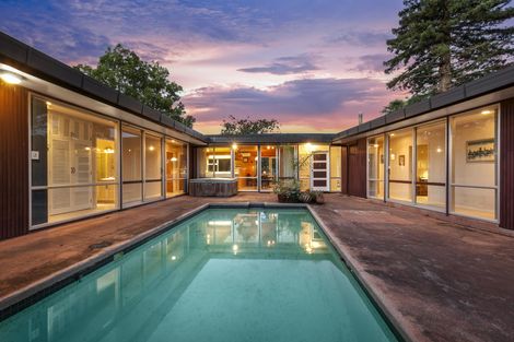 Photo of property in 278 Henderson Valley Road, Henderson Valley, Auckland, 0612