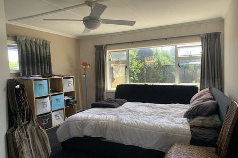 Photo of property in 46 Moana Street, Otaki Beach, Otaki, 5512