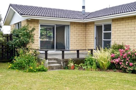 Photo of property in 8 Saint Leonards Street, Culverden, 7392