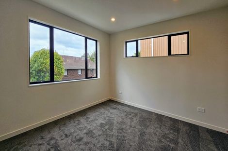 Photo of property in 7a Lewisham Street, Highland Park, Auckland, 2010