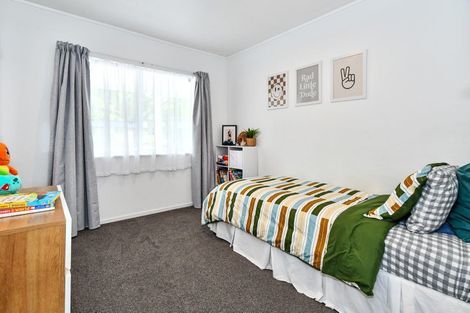 Photo of property in 6 Lorelei Place, Opaheke, Papakura, 2113