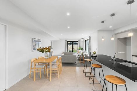 Photo of property in 17 Allied Road, Halswell, Christchurch, 8025