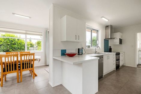 Photo of property in 43 Weld Street, Cambridge, 3434