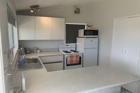 Photo of property in 14b Kahu Road, Paremata, Porirua, 5024