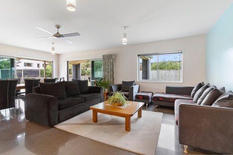 Photo of property in 19 Dawn Parade, Coastlands, Whakatane, 3120