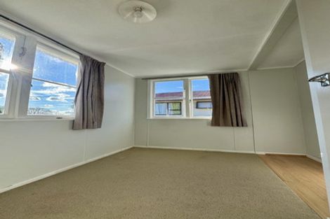 Photo of property in 51 Woodglen Road, Glen Eden, Auckland, 0602