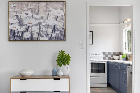 Photo of property in 16a Russell Place, Brookfield, Tauranga, 3110