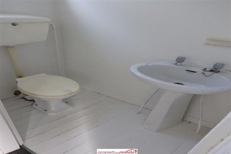 Photo of property in 1 Dickson Street, Macandrew Bay, Dunedin, 9014