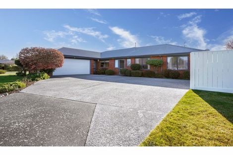 Photo of property in 1 Stanton Place, Woodend, 7610