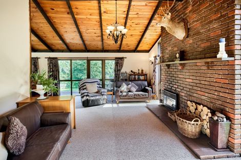 Photo of property in 850a Paekakariki Hill Road, Paekakariki Hill, Porirua, 5381