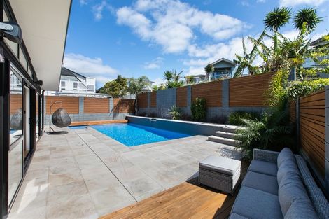 Photo of property in 73 East Coast Road, Castor Bay, Auckland, 0620