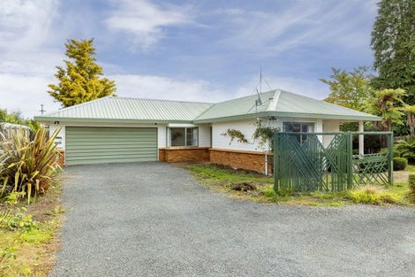 Photo of property in 1/8 Kathleen Place, Rainbow Point, Taupo, 3330