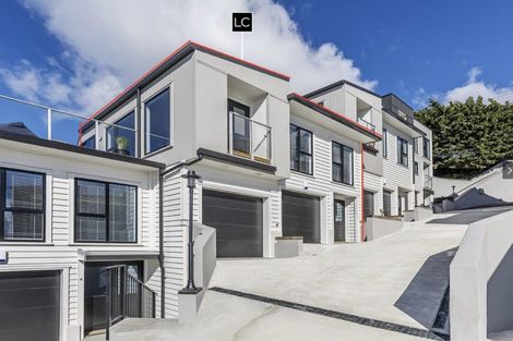 Photo of property in 3/25 Thane Road, Roseneath, Wellington, 6011