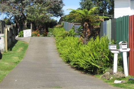 Photo of property in 1/95 Crawford Avenue, Mangere Bridge, Auckland, 2022