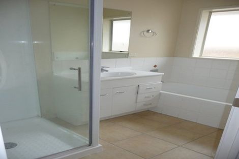 Photo of property in 14 Raphoe Road, Flat Bush, Auckland, 2019