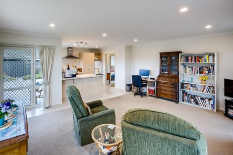 Photo of property in 44 Mcnaughton Place, Onekawa, Napier, 4110