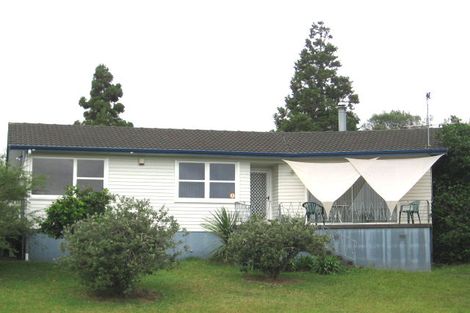 Photo of property in 21 Miltonia Avenue, Te Atatu South, Auckland, 0610