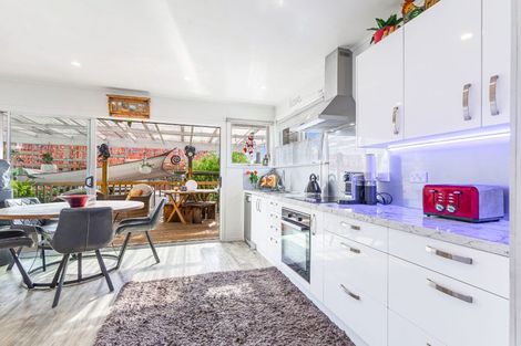 Photo of property in 44 Jillian Drive, Ranui, Auckland, 0612