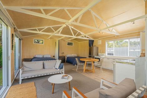 Photo of property in 40 Hardy Place, Cooks Beach, Whitianga, 3591