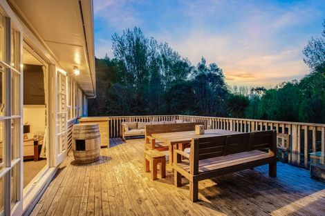 Photo of property in 52 Katherine Mansfield Drive, Whitemans Valley, Upper Hutt, 5371