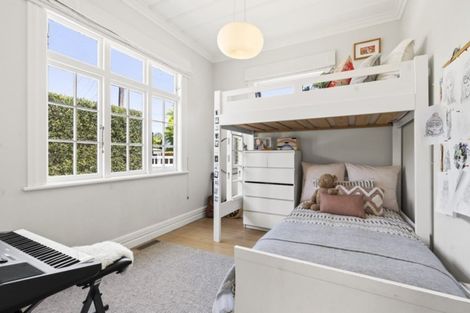 Photo of property in 6 Beaconsfield Street, Devonport, Auckland, 0624