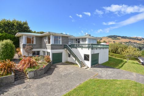 Photo of property in 19 Bayne Terrace, Macandrew Bay, Dunedin, 9014