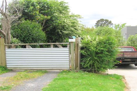 Photo of property in 3 Nicolas Avenue, Glen Eden, Auckland, 0602