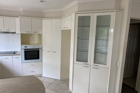 Photo of property in 39 Delmont Close, East Tamaki Heights, Auckland, 2016