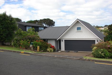 Photo of property in 6 Rock Isle Road, Torbay, Auckland, 0630