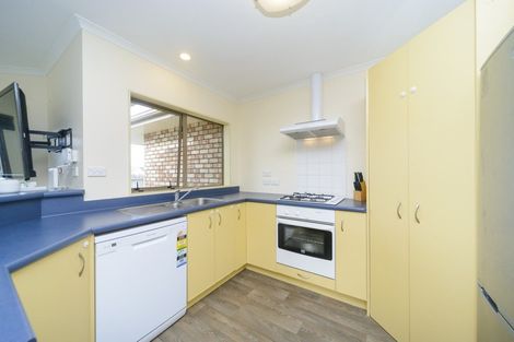 Photo of property in 55 Peppertree Glade, Kelvin Grove, Palmerston North, 4414