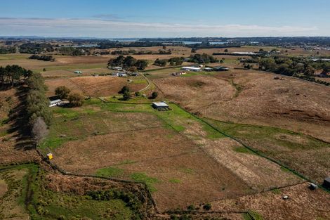 Photo of property in 141 Karioitahi Road, Waiuku, 2683