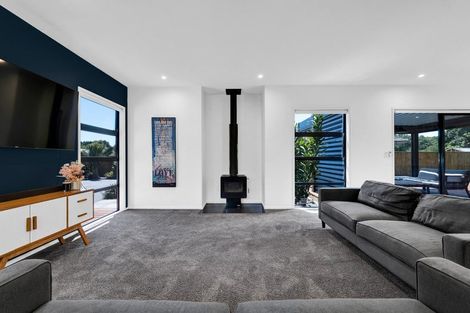 Photo of property in 507 Richmond Road, Lepperton, New Plymouth, 4373