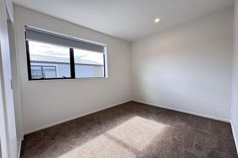 Photo of property in 2/387 Mount Albert Road, Mount Roskill, Auckland, 1041