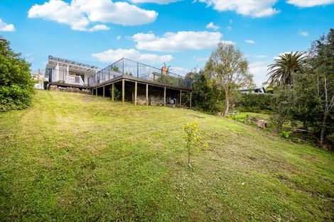 Photo of property in 40 Pupuke Road, Hillcrest, Auckland, 0627