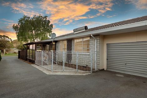 Photo of property in 83a Cottonwood Street, Parklands, Christchurch, 8083