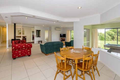 Photo of property in 16 Pukematawai Lane, Levin, 5571