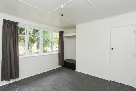 Photo of property in 30 Cottrell Crescent, Onekawa, Napier, 4110