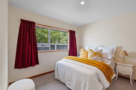 Photo of property in 2/19 Manor Place, Bryndwr, Christchurch, 8053