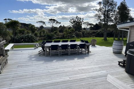 Photo of property in 364 Oneriri Road, Kaiwaka, 0573