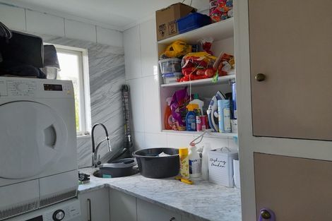 Photo of property in 13 Evans Road, Glen Eden, Auckland, 0602