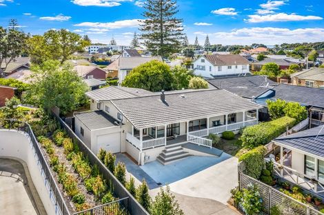 Photo of property in 9b Centreway Road, Orewa, 0931