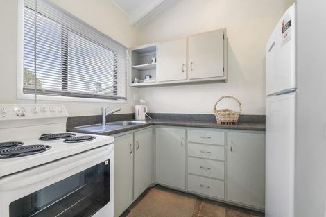 Photo of property in 13 Bellbird Place, Orewa, 0931