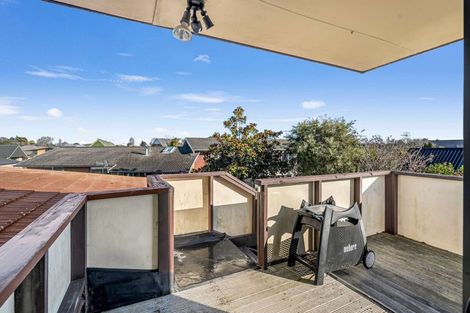 Photo of property in 23 Freebairn Street, Redwood, Christchurch, 8051