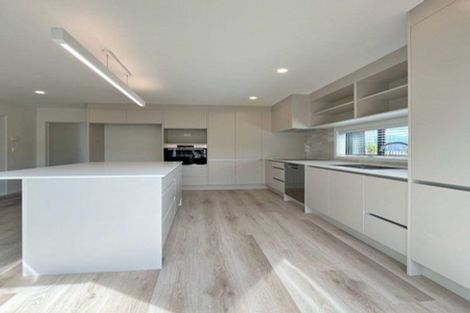 Photo of property in 10a Line Road, Glen Innes, Auckland, 1072