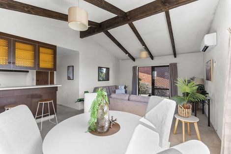 Photo of property in 1/39 Fulford Street, New Plymouth, 4310