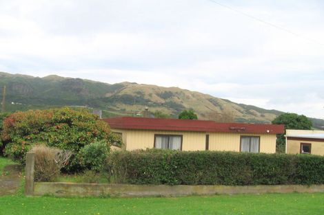 Photo of property in 27 Tremewan Street, Tawa, Wellington, 5028