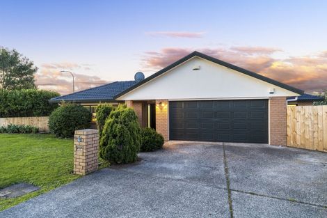 Photo of property in 51 Semillon Avenue, Henderson, Auckland, 0612