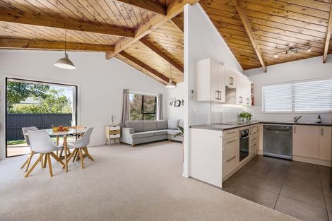 Photo of property in 1/1 Evan Street, Belmont, Auckland, 0622