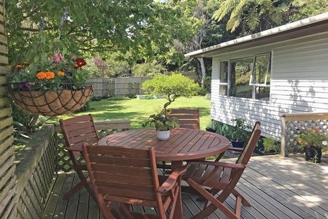 Photo of property in 27 Beaumont Crescent, Frankleigh Park, New Plymouth, 4310